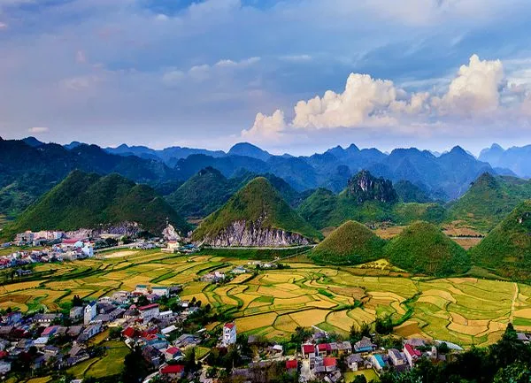 Quan Ba Heaven Gate: Discover Ha Giang’s Hidden Gem