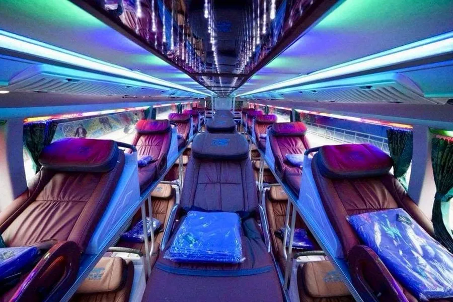 Traveling from Halong Bay to Ha Giang by sleeper bus