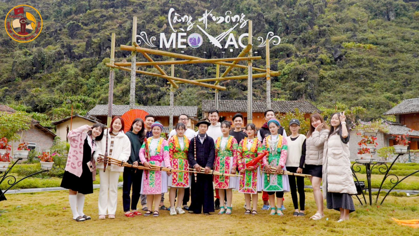Hành trình khám phá nét độc đáo của làng H'Mông Mèo Vạc - Du lịch Hà Giang giá rẻ