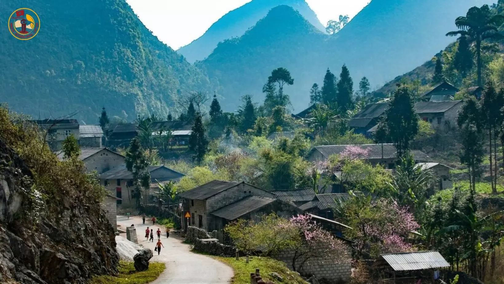 Du lịch Yên Minh Hà Giang khám phá văn hóa độc đáo các bản làng nơi cực Bắc