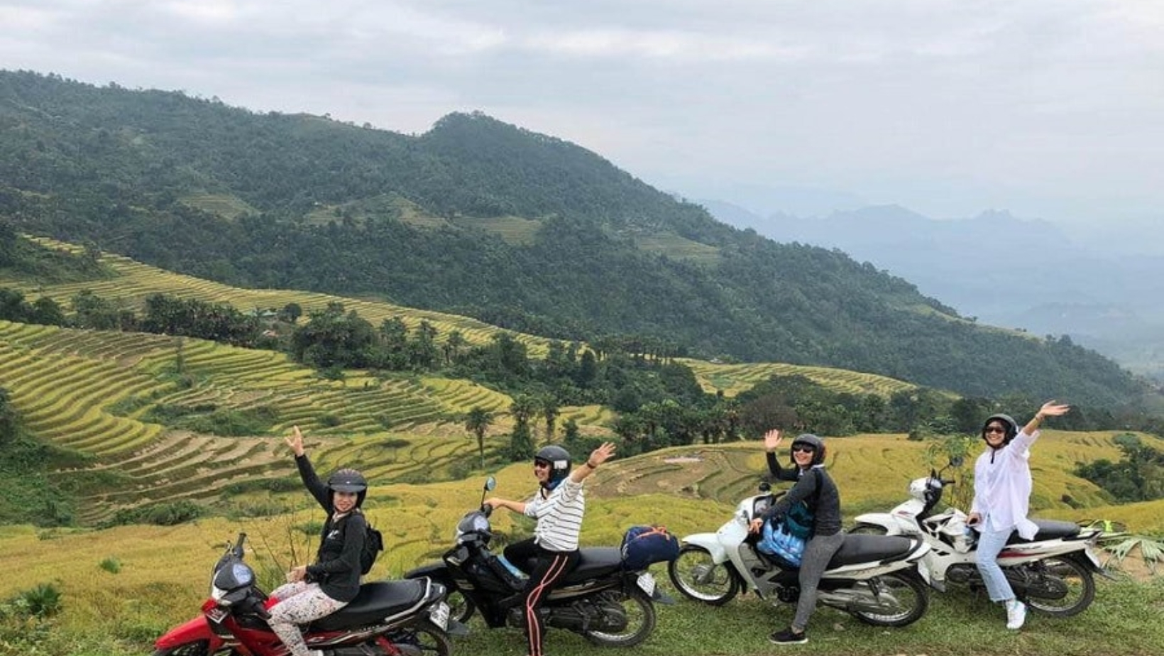 Đi phượt Hà Giang bằng xe máy là lựa chọn lý tưởng cho những ai yêu thích khám phá và chinh phục.