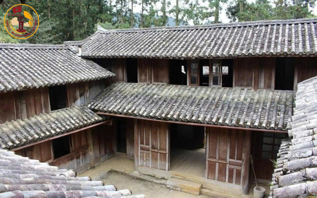 Dinh thự Vua Mèo đã trở thành điểm đến hấp dẫn đối với du khách trong và ngoài nước