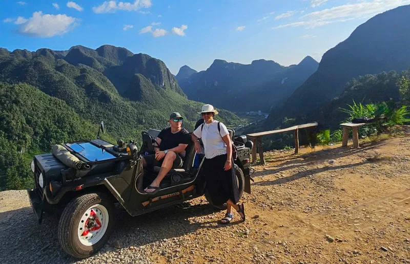 Ha Giang loop with jeep