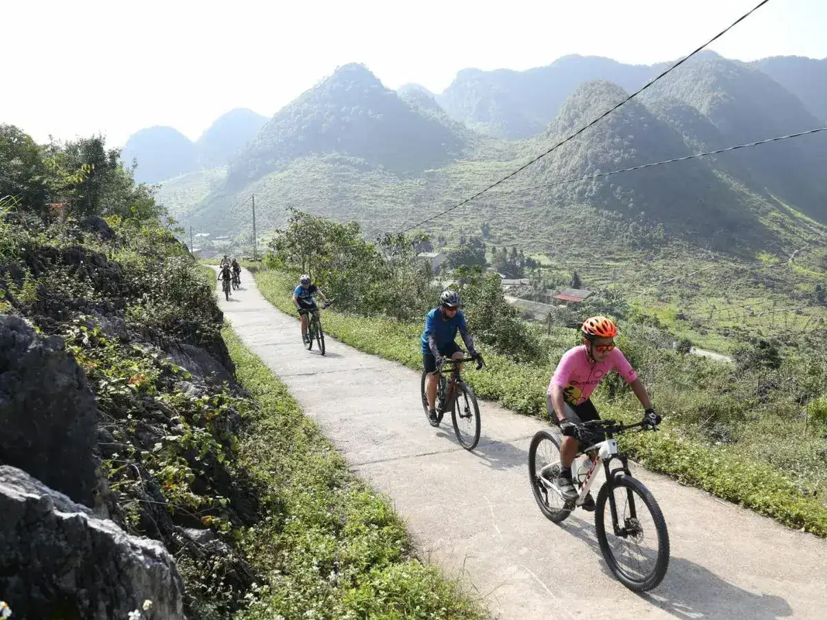 Most scenic routes for Ha Giang Loop by Bicycle
