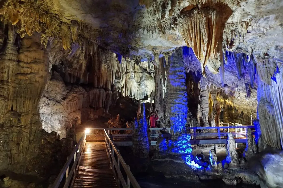Key Highlights of Lung Khuy Cave