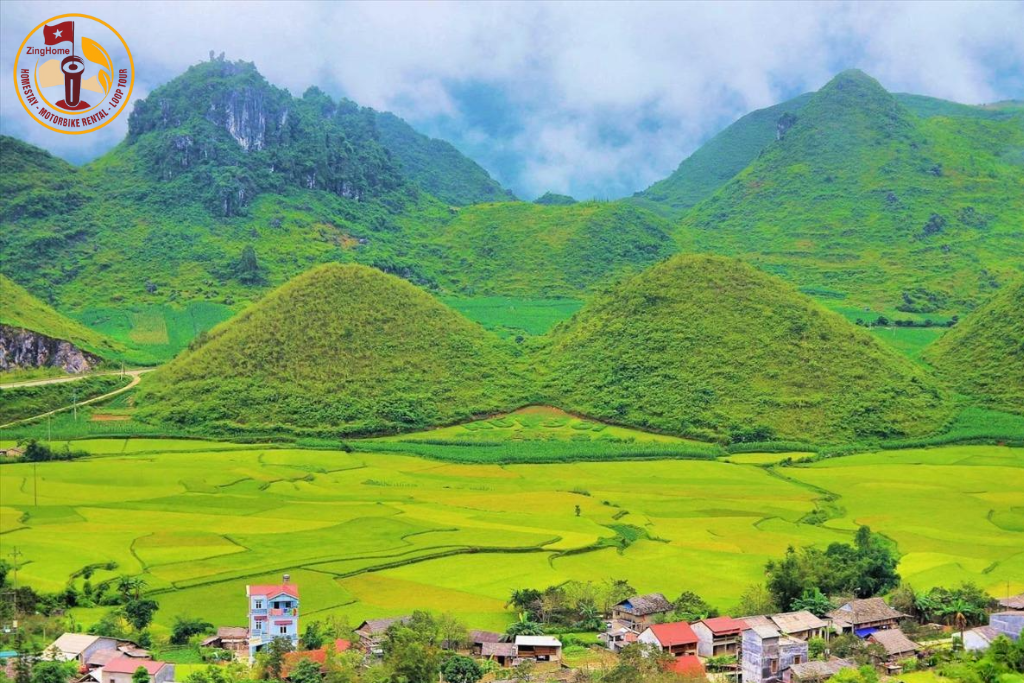 Núi Đôi Quản Bạ – biểu tượng nổi bật của du lịch Quản Bạ