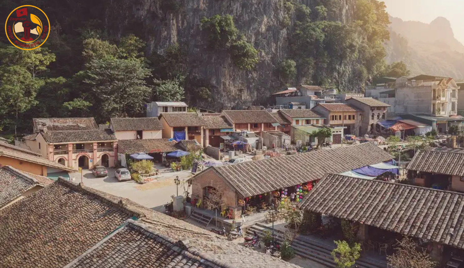 Phố cổ Đồng Văn mang một vẻ đẹp tĩnh lặng và bình yên, nơi không có sự ồn ào của đô thị