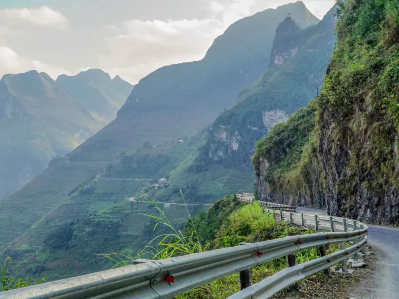 dangerous mountain pass