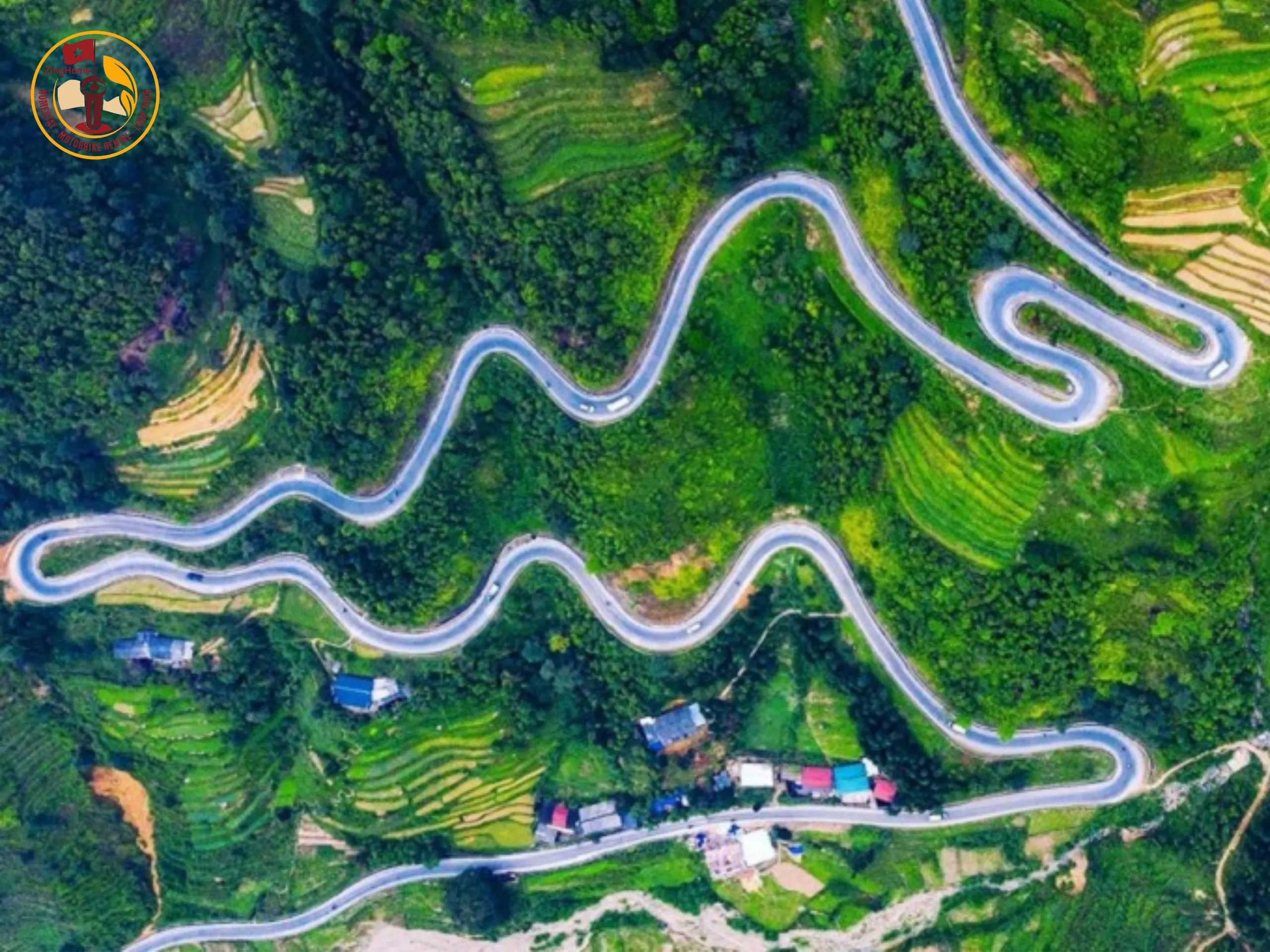 Đèo-Mã-Pí-Lèng-tọa-lạc-tại-huyện-Mèo-Vạc_-tỉnh-Hà-Giang