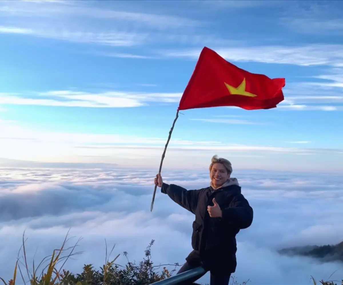 Chinh phục Chiêu Lầu Thi săn mây