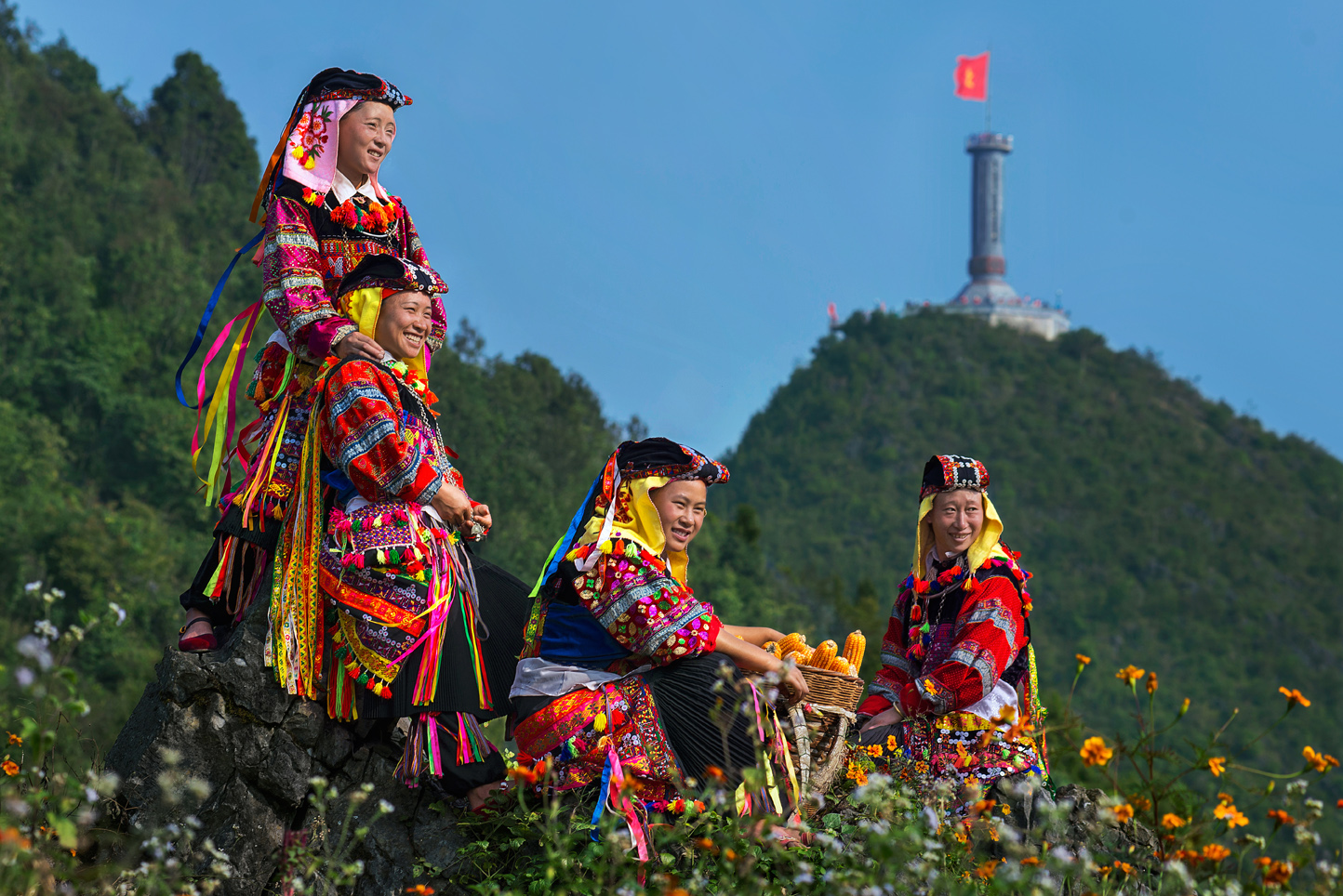 Du lịch cột cờ Lũng Cú