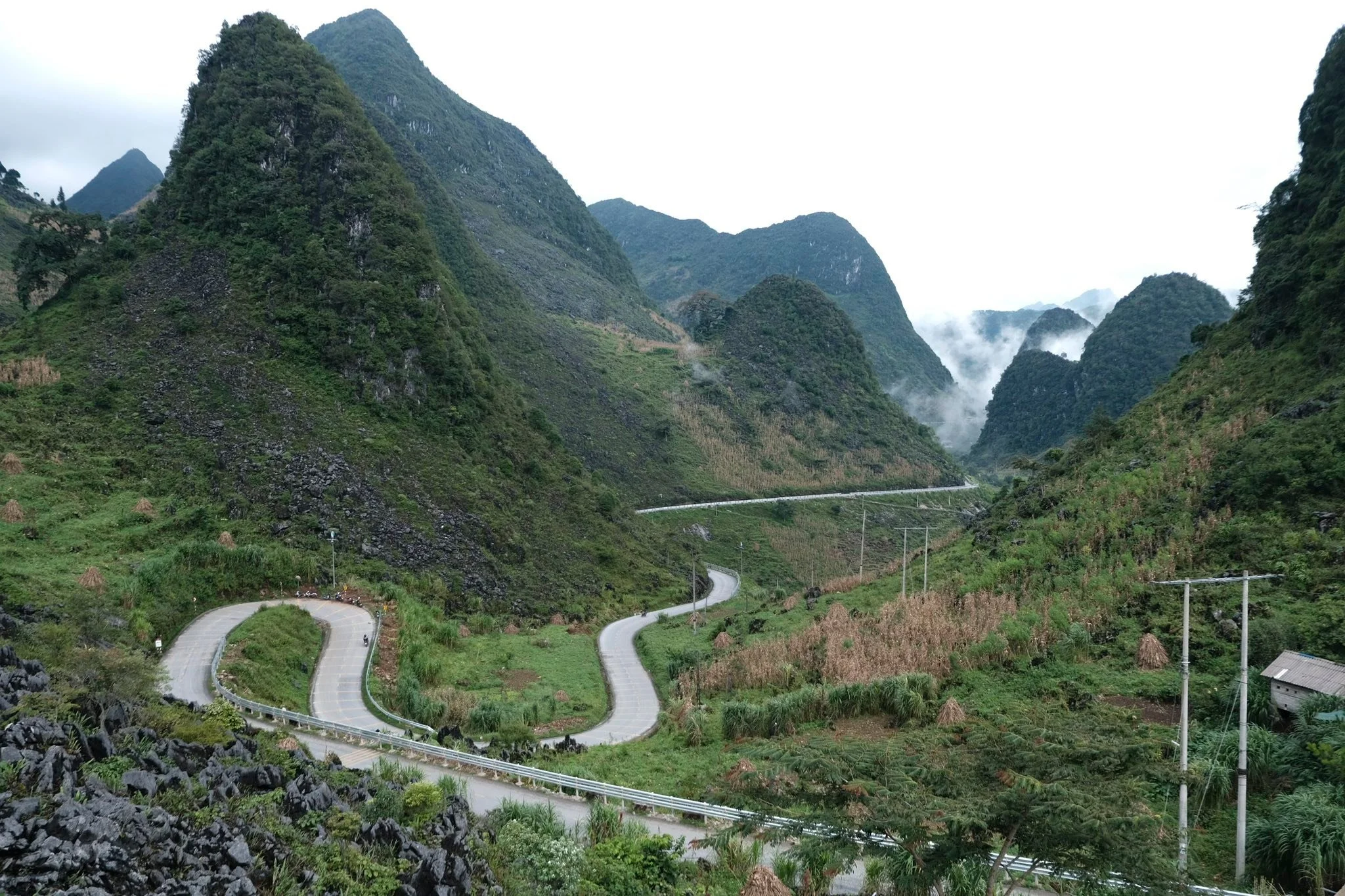 The first day of your 4 Day Ha Giang Loop begins with an early departure from Ha Giang City towards Yen Minh
