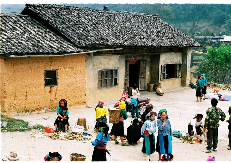 Thị trấn Phó Bảng mang đến trải nghiệm kết hợp giữa thiên nhiên hùng vĩ, văn hóa bản địa độc đáo và không gian bình yên hiếm có