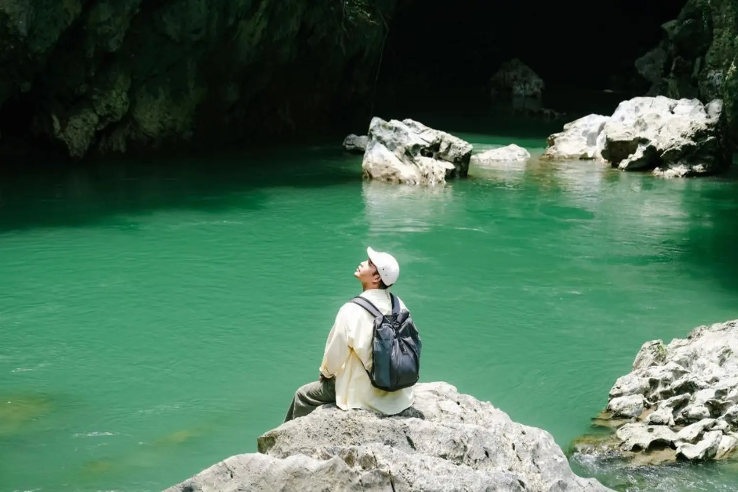 Một góc bình yên giữa rừng núi – suối Bản Án Hà Giang trong veo và tĩnh lặng