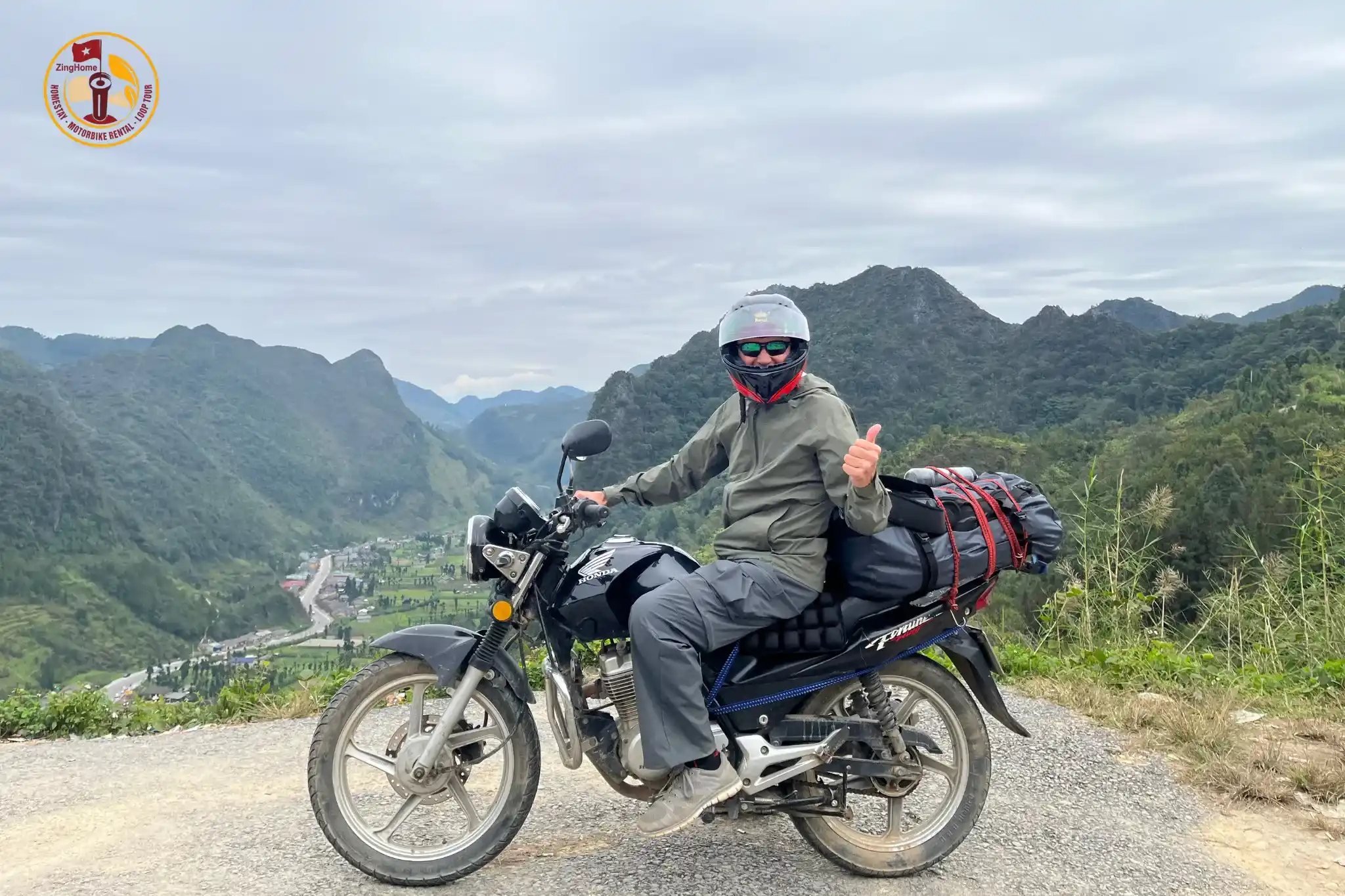 Common mistakes on the Ha Giang Loop caused by inexperienced riders on mountain roads.