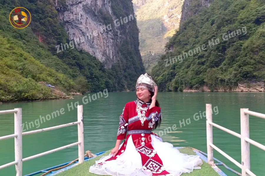 A Ha Giang motorbike journey across Ma Pi Leng Pass